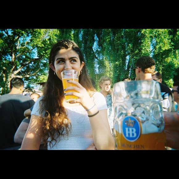 Meet your Posher, Mina - Picture 4 of 4